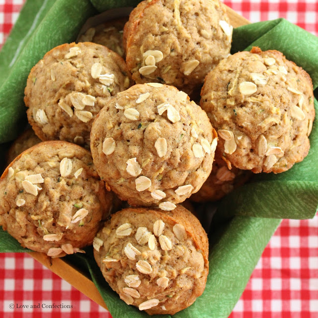 Apple Zucchini Muffins from LoveandConfections.com #MuffinMonday