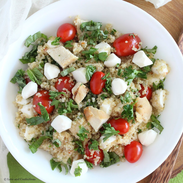 [Ad] Italian Quinoa Chicken Salad from LoveandConfections.com #SimpleSatisfyingSalads #EverydayEffortless