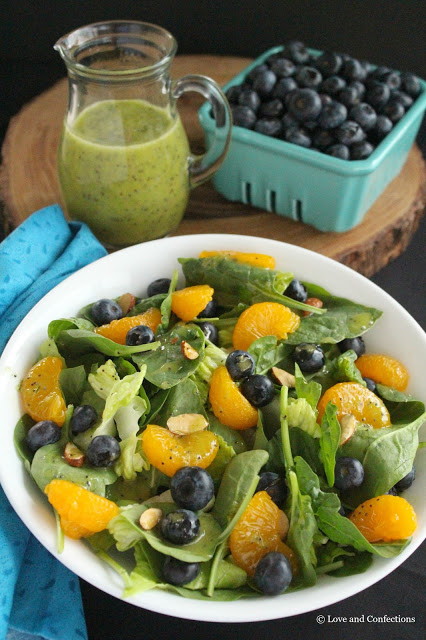 Blueberry Salad with Green Onion-Poppy Seed Dressing by LoveandConfections.com #BrunchWeek #FWCon #BlueberryToss