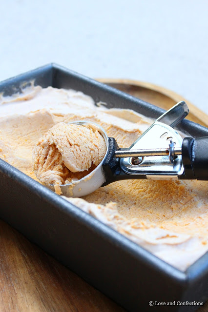 No-Churn Pumpkin Spice Ice Cream from LoveandConfections.com #PumpkinWeek