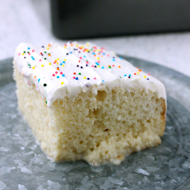 Sweet Cream Tres Leches from LoveandConfections.com #SplashofDelight