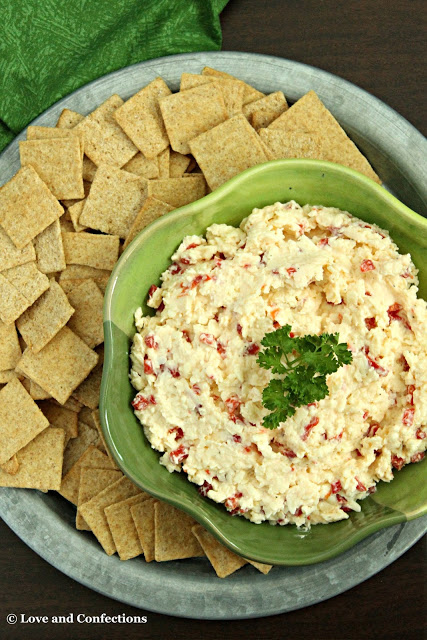 White Cheddar Pimento Cheese Spread from LoveandConfections.com #BrunchWeek #sponsored