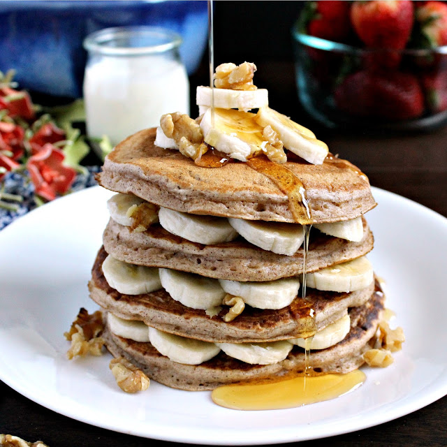 Banana Nut Bread Buttermilk Pancakes from LoveandConfections.com #BrunchWeek #sponsored