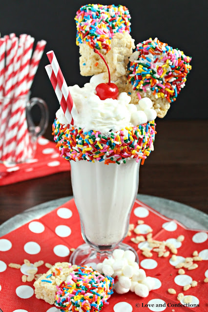 Rainbow Rice Krispies Treat Milkshake from LoveandConfections.com #FWCon #makeitwithMILK