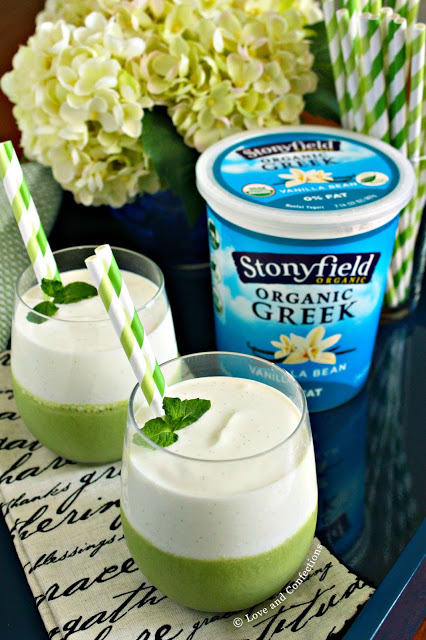 Vanilla Bean and Mint Layered Smoothie from LoveandConfections.com #StonyfieldBlogger