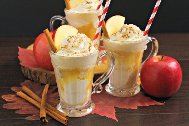 Homemade Apple Cider Floats from LoveandConfections.com