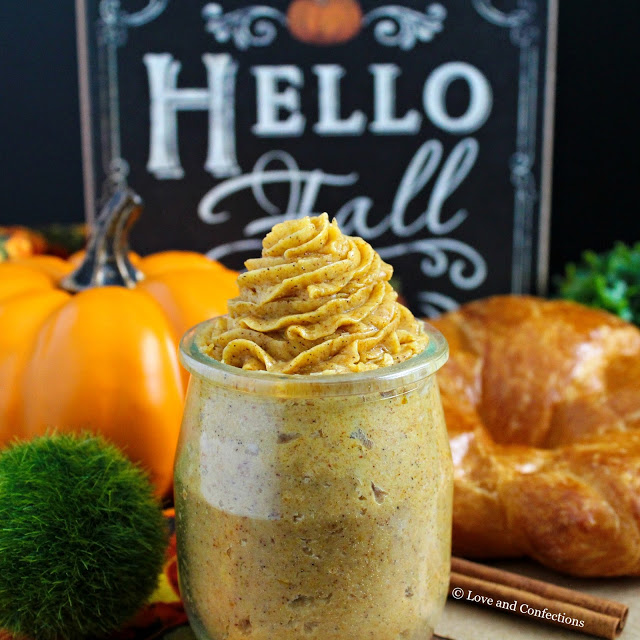 Whipped Pumpkin Pie Honey Butter from LoveandConfections.com #PumpkinWeek
