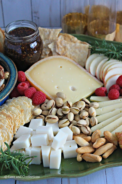 How To Assemble the Perfect Cheese Tray from LoveandConfections.com #Chardonnation #NotableHoliday