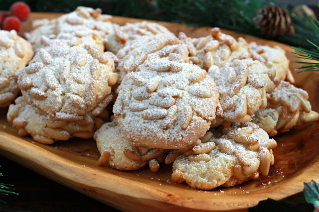 Pignoli Cookies from LoveandConfections.com