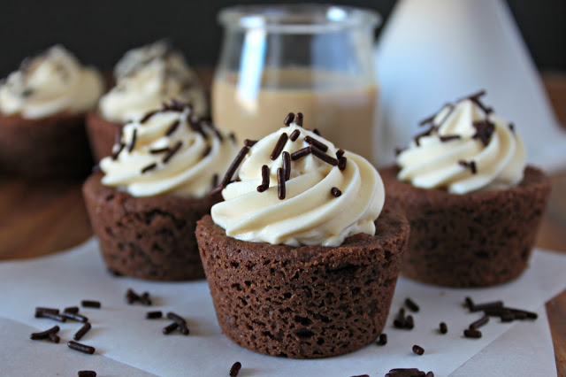 Chocolate Irish Cream Cheesecake Cookie Cups from LoveandConfections.com