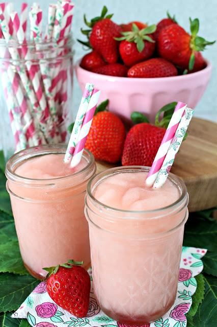 Easy Strawberry Frosé from LoveandConfections.com #BrunchWeek