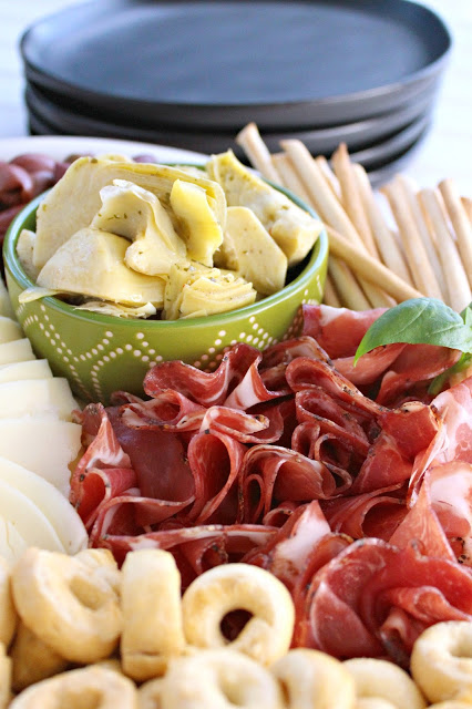 How to Create an Antipasto Platter from LoveandConfections.com #BrunchWeek