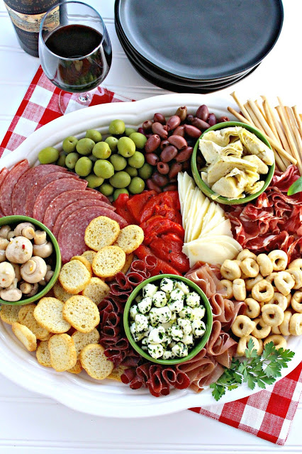 How to Create an Antipasto Platter from LoveandConfections.com #BrunchWeek