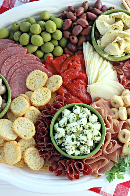 How to Create an Antipasto Platter from LoveandConfections.com #BrunchWeek