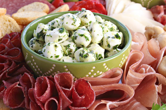 How to Create an Antipasto Platter from LoveandConfections.com #BrunchWeek