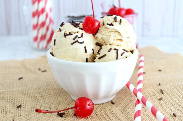 Best Root Beer Float Ice Cream from LoveandConfections.com #sponsored