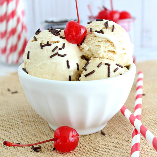 Best Root Beer Float Ice Cream from LoveandConfections.com #sponsored