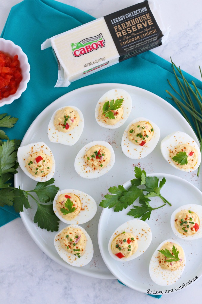 A Southern classic gets a twist when combining deviled eggs and pimento cheese. This make-ahead appetizer is perfect for any holiday, brunch or snack. Farmhouse Cheddar from the Cabot Legacy Collection is the star in this ultimate comfort food.