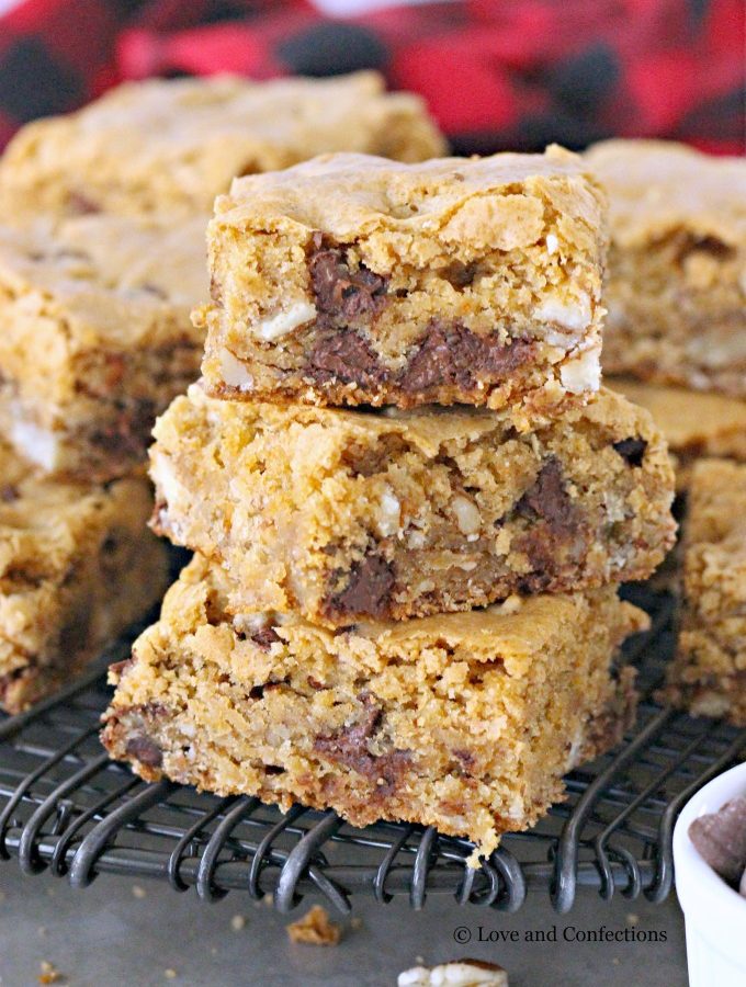 Chocolate Pecan Congo Squares