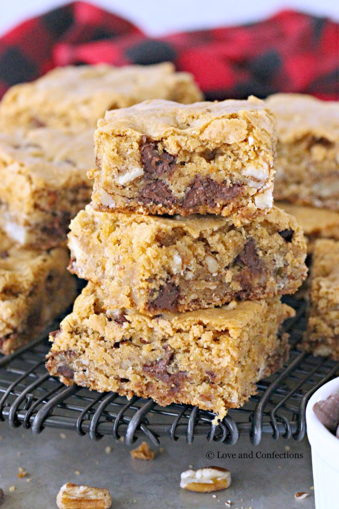 Chocolate Pecan Congo Squares